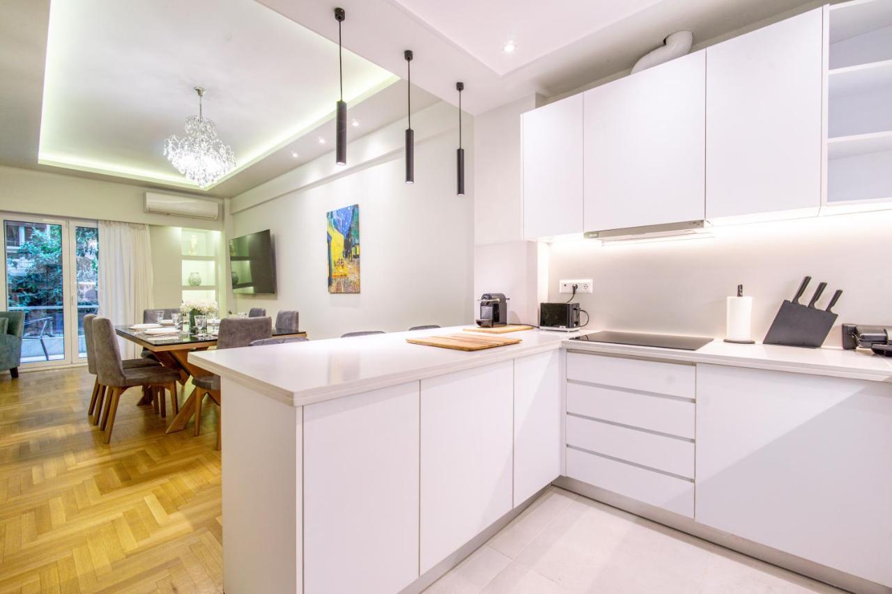 Апартаменты Urban Luxury On A Quiet Street In The Center Of Афины Экстерьер фото