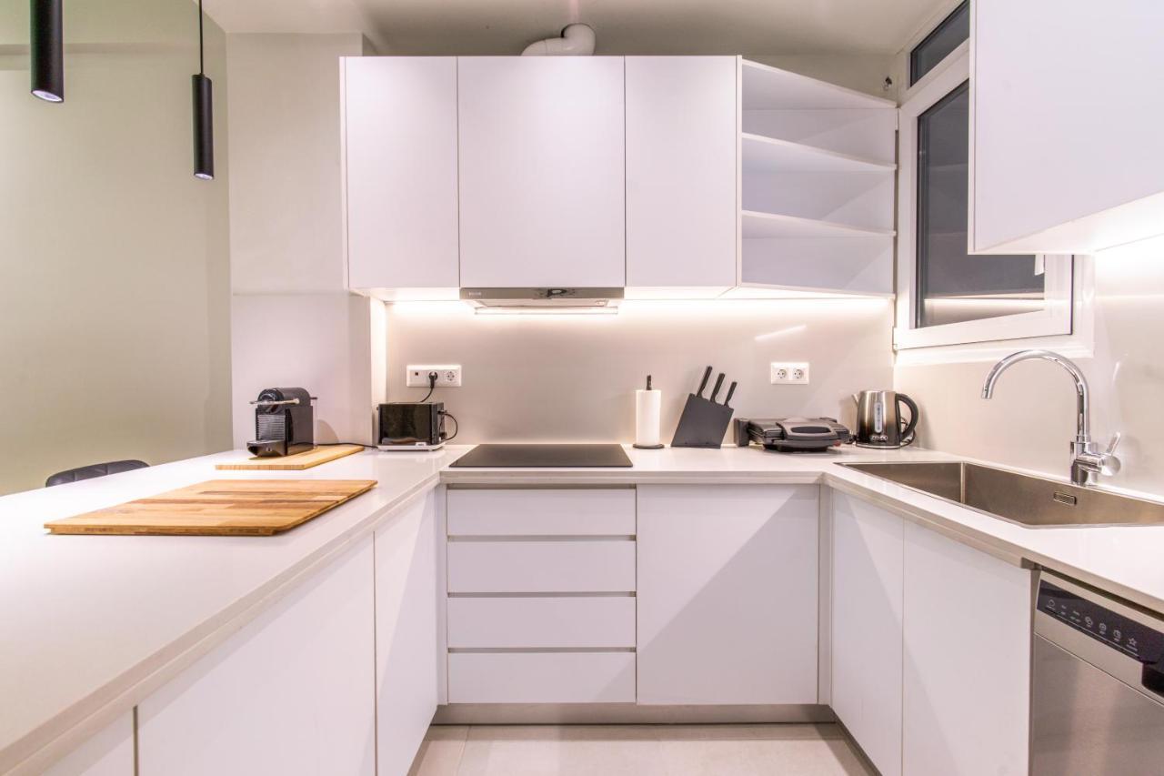 Апартаменты Urban Luxury On A Quiet Street In The Center Of Афины Экстерьер фото