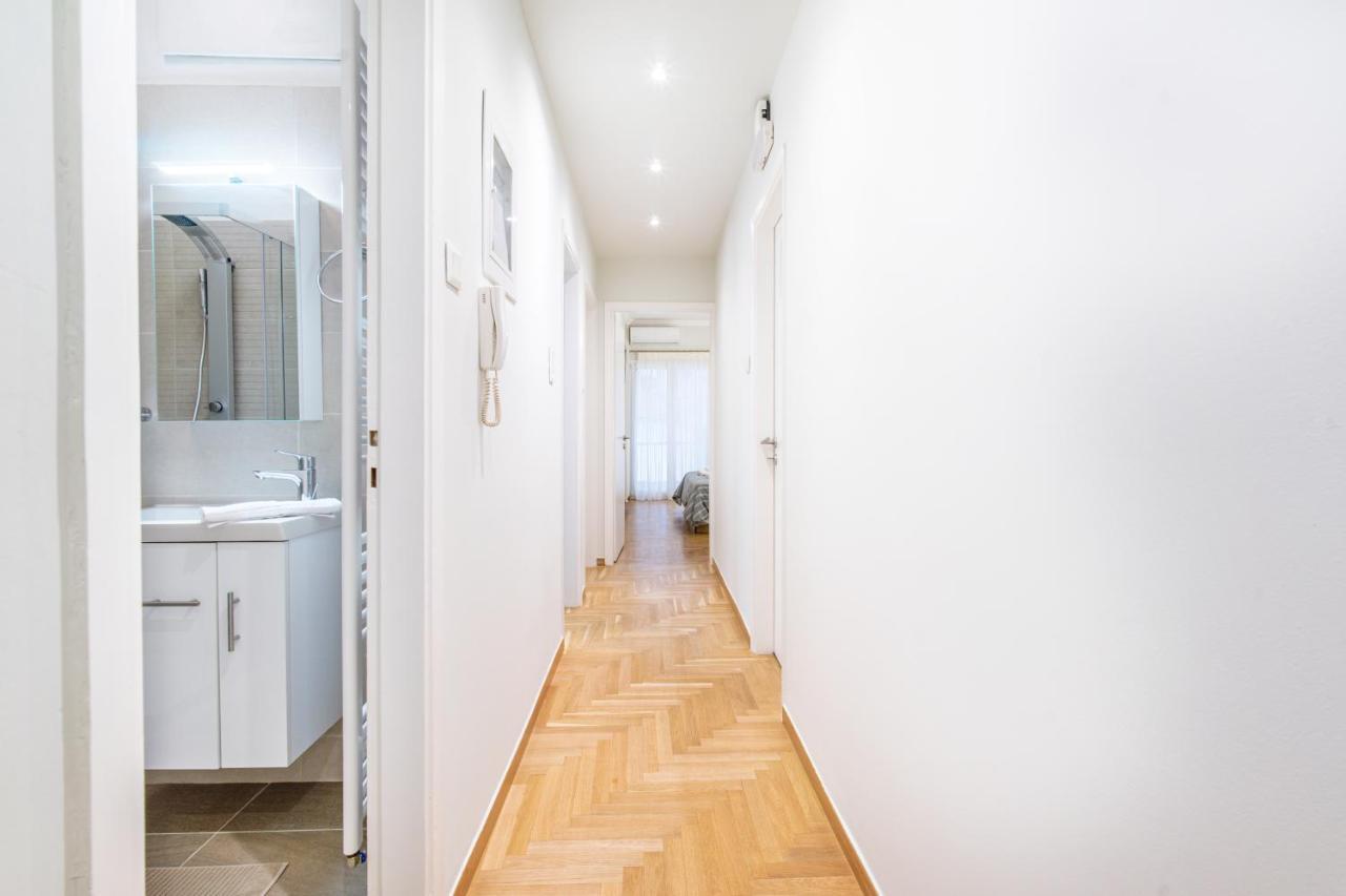 Апартаменты Urban Luxury On A Quiet Street In The Center Of Афины Экстерьер фото
